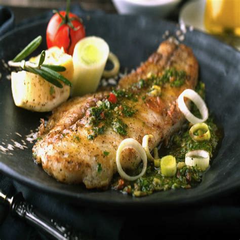 Grilled Fish in Garlic Butter Sauce Recipe: How to Make Grilled Fish in ...