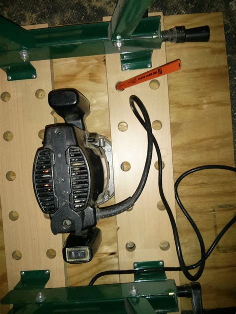 Work Bench Router Table : 8 Steps - Instructables