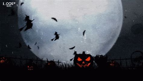 Happy Halloween Scary Movie GIF - HappyHalloween ScaryMovie Scary - Discover & Share GIFs