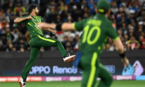 In instant World Cup classic, India beat Pakistan by 4 wickets - DAWN.COM