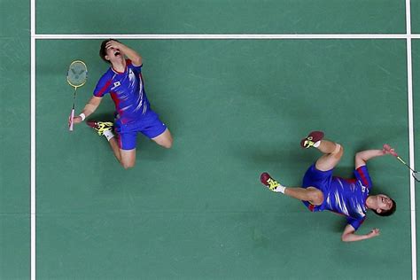 Olympic Moments: Badminton Thrills and Cycling Spills - NBC News