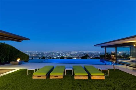 Matthew Perry Selling Home in Los Angeles | POPSUGAR Home Photo 8