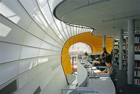 Free University's Philology Library / Foster + Partners | ArchDaily