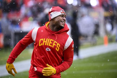 Patriots ‘offered more money’ than Chiefs to sign JuJu Smith-Schuster (report) - masslive.com