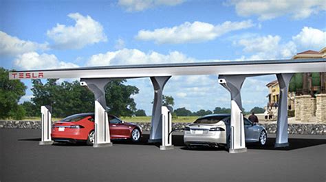 Tesla Expands Supercharger Network from Coast to Coast