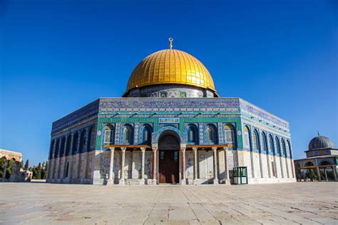 Al Aqsa Mosque On Temple Mount In Jerusalem Stock Photo - Download Image Now - iStock