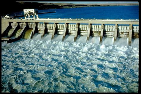 262 099 001 | THE MCNARY DAM ON THE COLUMBIA RIVER IN OREGON… | Flickr