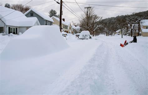 Record snow storm in Northeast drops over 40 inches in Pennsylvania and New York - The ...