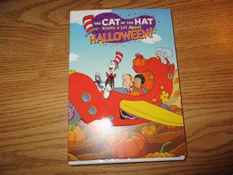 Missy's Product Reviews : The Cat In The Hat Knows a Lot About Halloween