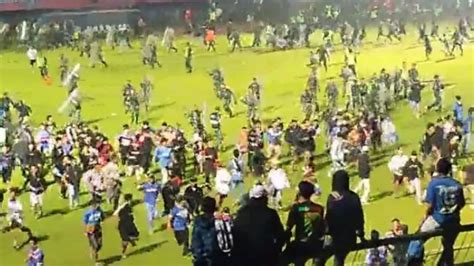 Watch 127 Dead After Fight And Riot Breaks Out During Indonesia ...