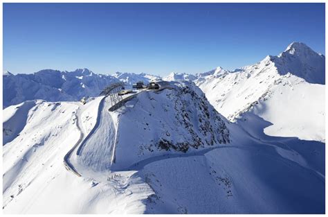 Sölden - Sölden - miejsce w Austrii, gdzie odbyły się zdjęcia do filmu ...