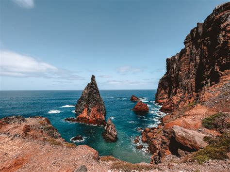 The Beautiful Ponta de São Lourenço Hike (PR8) in Madeira: A Complete Guide