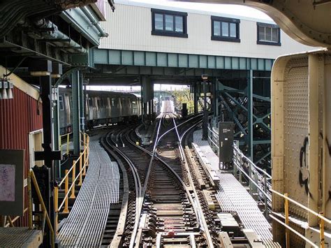 Broadway Junction Station (New York City Subway) - ( Services : A, C, J, L, Z ) - New York City ...