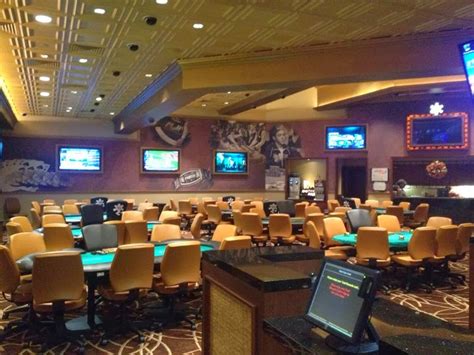 What Are The Odds (Take 2): Horseshoe Tunica's New Poker Room Opens