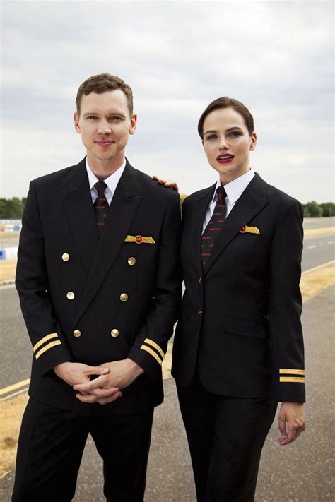 JET2.com pilot uniforms. #pilotuniform | Pilot uniform, Pilot uniform airline, Female pilot