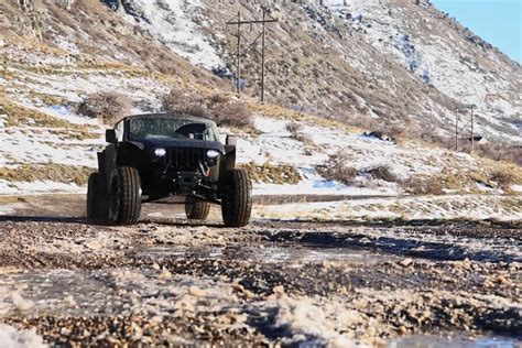 Vanderhall Brawley Tackles Snowy Terrains During Testing