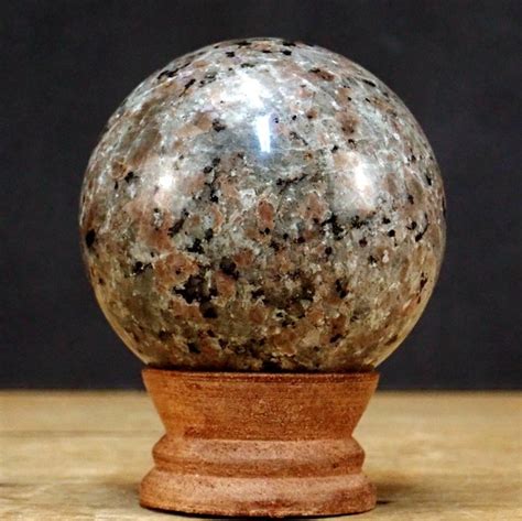 Very Rare Yooperlite Sphere - 65×65×65 mm - 382.51 g - Catawiki