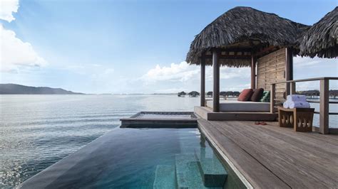 Overwater Bungalows Bora Bora | Huts & Villas | Four Seasons Resort