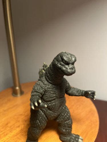 Godzilla 5 Points XL Godzilla versus Hedorah Figure | #4699469734