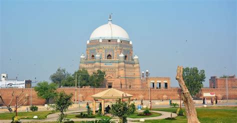 Multan Pakistan | A City With Rich Culture And Traditions | Rising Pakistan