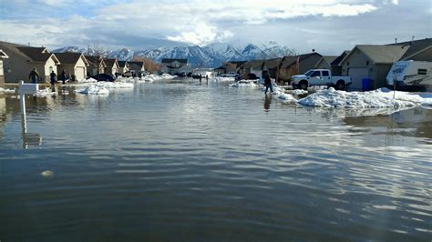 Tremonton homes lose power amid flooded streets