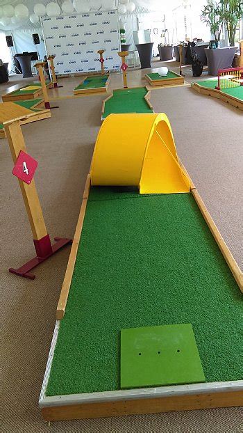 Putt Putt Miniature Golf Rentals | Loop de Loop Mini Golf Obstacle