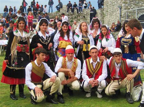 North Albanian folk costumes (With images) | Traditional outfits, Albanian culture, Albanian ...