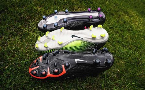 How to Choose the Right Football Boot Surface Type [Guide] | Hand of Blog | FOOTY.COM