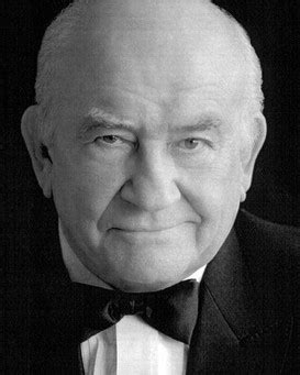 Ed Asner: Age, Photos, Biography, Height, Birthday, Movies, Latest News, Upcoming Movies ...