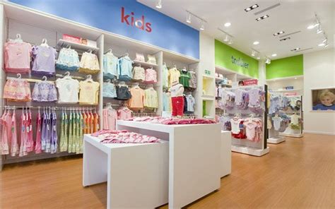 Baby Shop Design Interior Apparel Store Design - Boutique Store Design, Retail Shop Interior ...