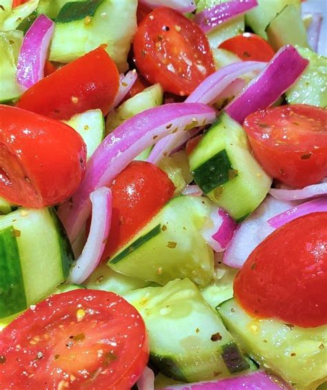 cucumber tomato red onion Italian dressing salad | Cool Bean Cooking
