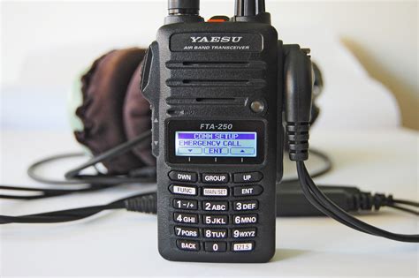 Yaesu FTA-250L transceiver : FLYER