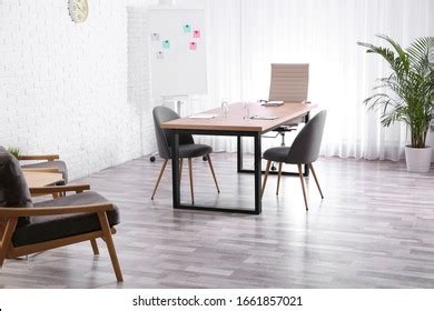 Interior Modern Office Table Chairs Foto stock 1661857021 | Shutterstock