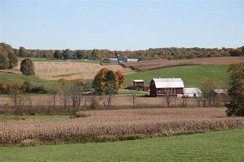 Ohio farmland | Farmland, Ohio, Pretty house