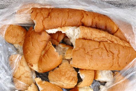 Waste not, want not: 7 ways to use leftover bread | Daily Sabah