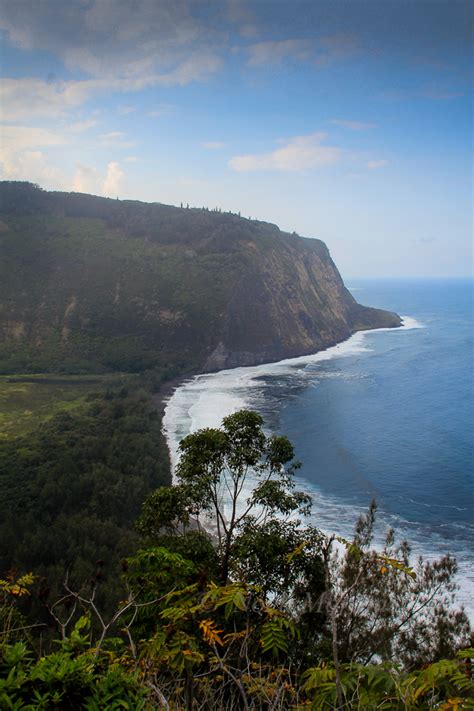 Waipio Valley hike - a Friphotos series