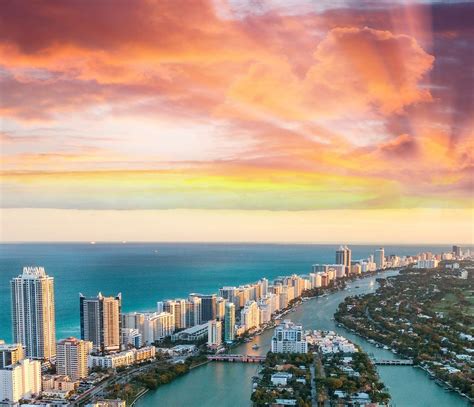 Cheap flights to Miami (MIA) from £352 | Netflights