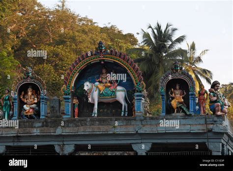 Courtallam temple hi-res stock photography and images - Alamy