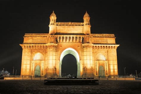 GATEWAY OF INDIA Reviews, Information, Tourist Destinations, Tourists Attractions, India