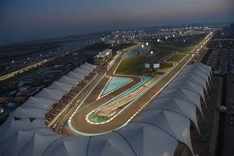 Formula One World Championship, Rd19, Abu Dhabi Grand Prix, Race, Yas ...