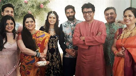 Raj Thackeray’s son Amit Thackeray gets engaged to Mumbai-based fashion ...