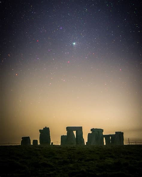 Rare green comet a once-in-50,000 years feast for astrophotographers ...