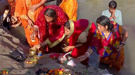 Chhath Puja: Emergency Helpline Numbers For Chhath Ghats, Patna Police ...