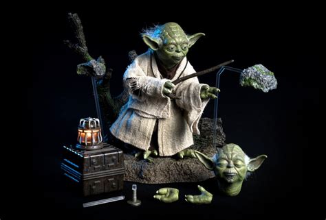 Review: Hot Toys Yoda – One:Six Shooter