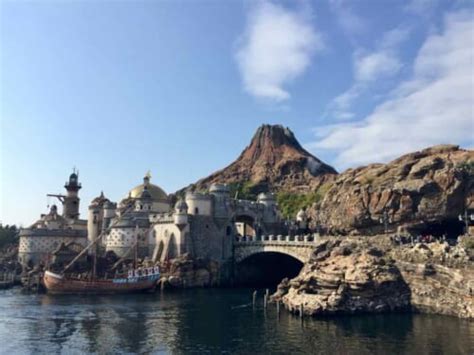 Tokyo DisneySea: Guide to Buying Your Tickets & Top Attractions