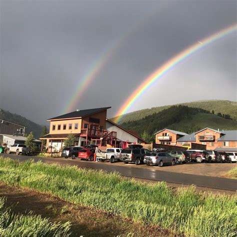 Tully's | Crested Butte South Restaurant & Bar