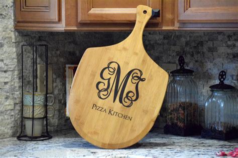 Personalized Pizza Paddle - bamboo cutting board - pizza pan – Country Barn Babe