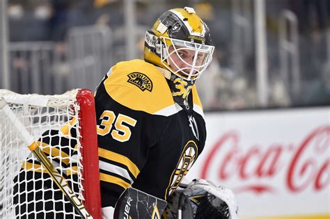 Yet another injury strikes Bruins in 3-2 loss to Senators