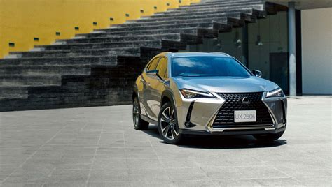 LEXUS ‐ UX