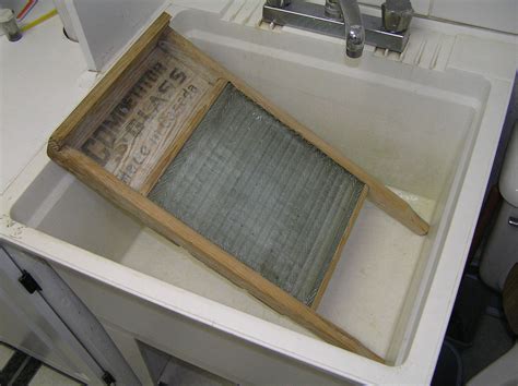 Glass washboard - Washboard (laundry) - Wikipedia | Old fashioned words, Washboard, Vintage objects